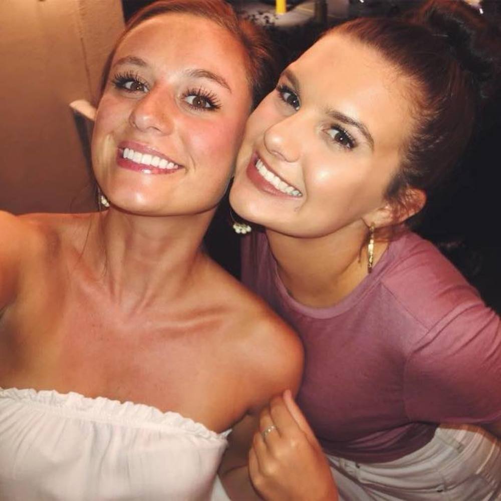 Meet your Posher, Tayler